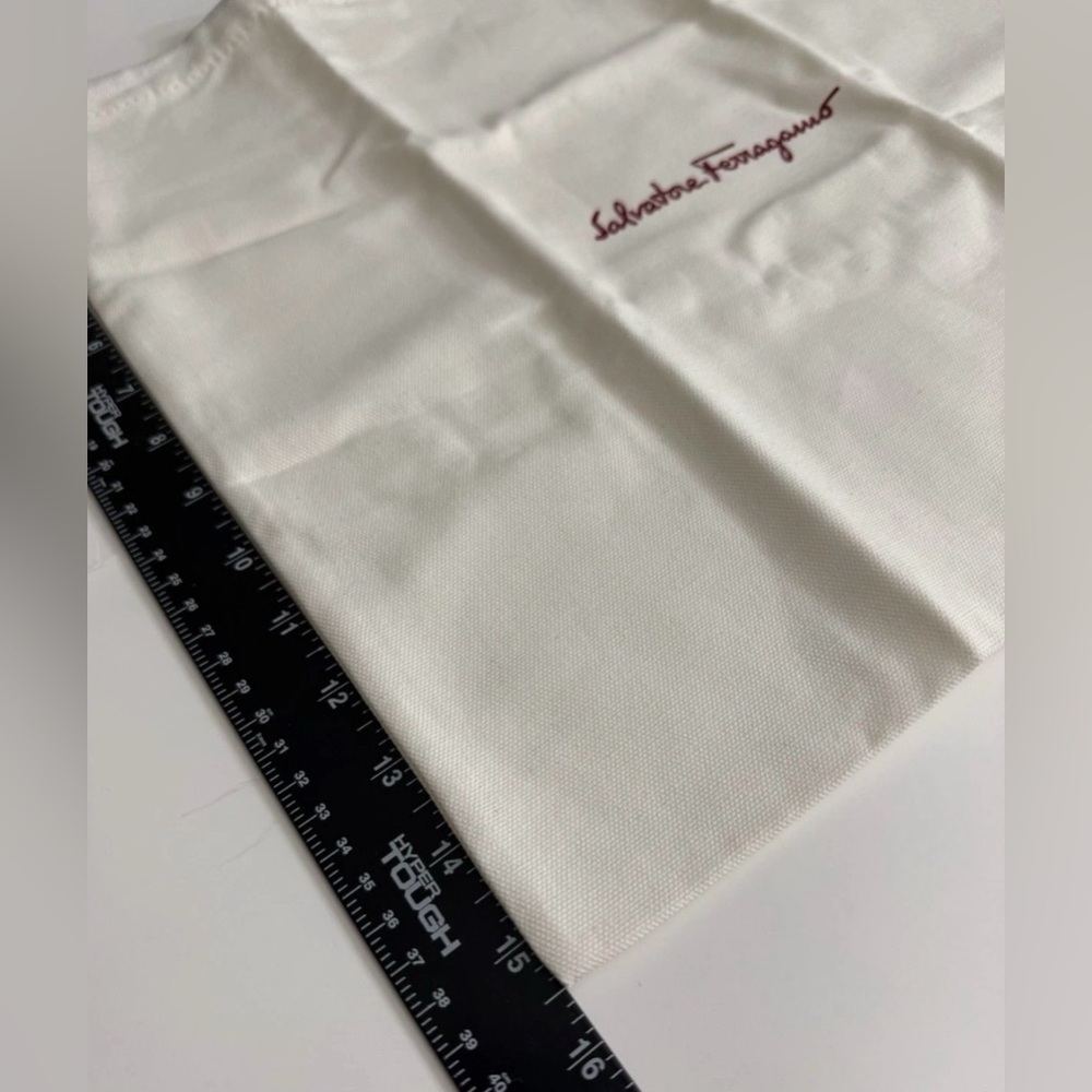 NEW AUTHENTIC SALVATORE FERRAGAMO Dust Bag 16x15.5 IncMade in Italy 100% Cotton - Picture 2 of 3